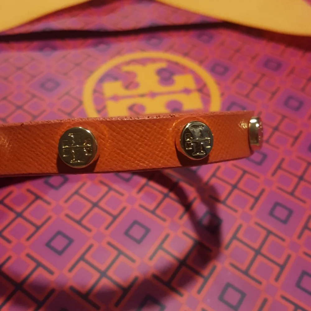 Tory Burch great used